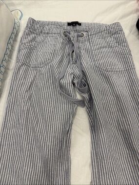 Sanctuary Gray and White Striped Drawstring Pants